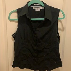 Sleeevless collar button shirt